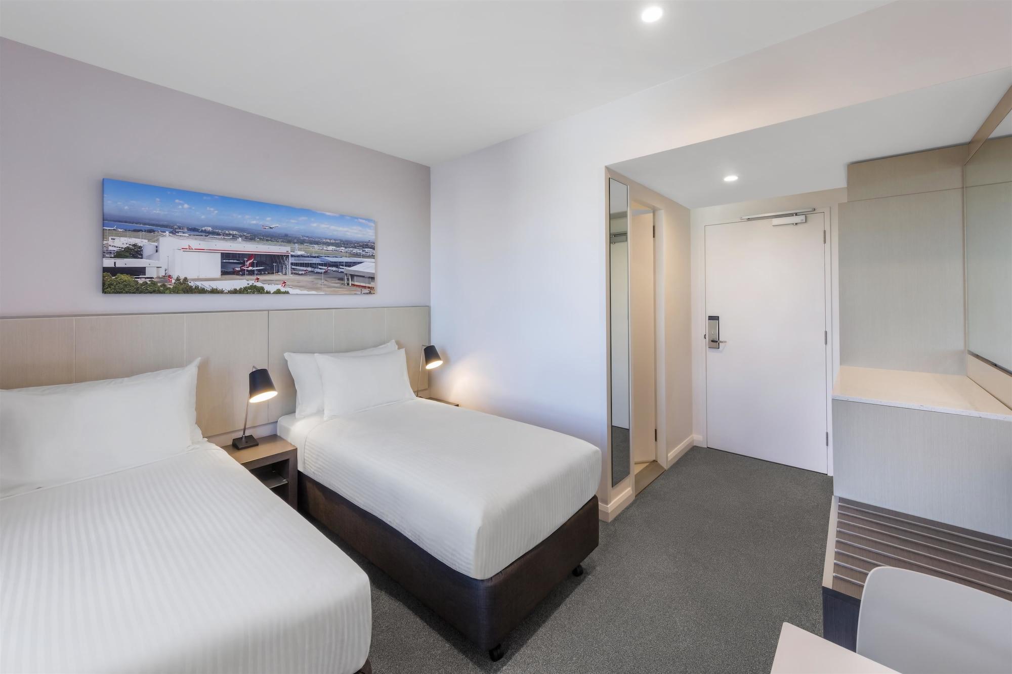Travelodge Hotel Sydney Airport Exteriér fotografie A room at the airport
